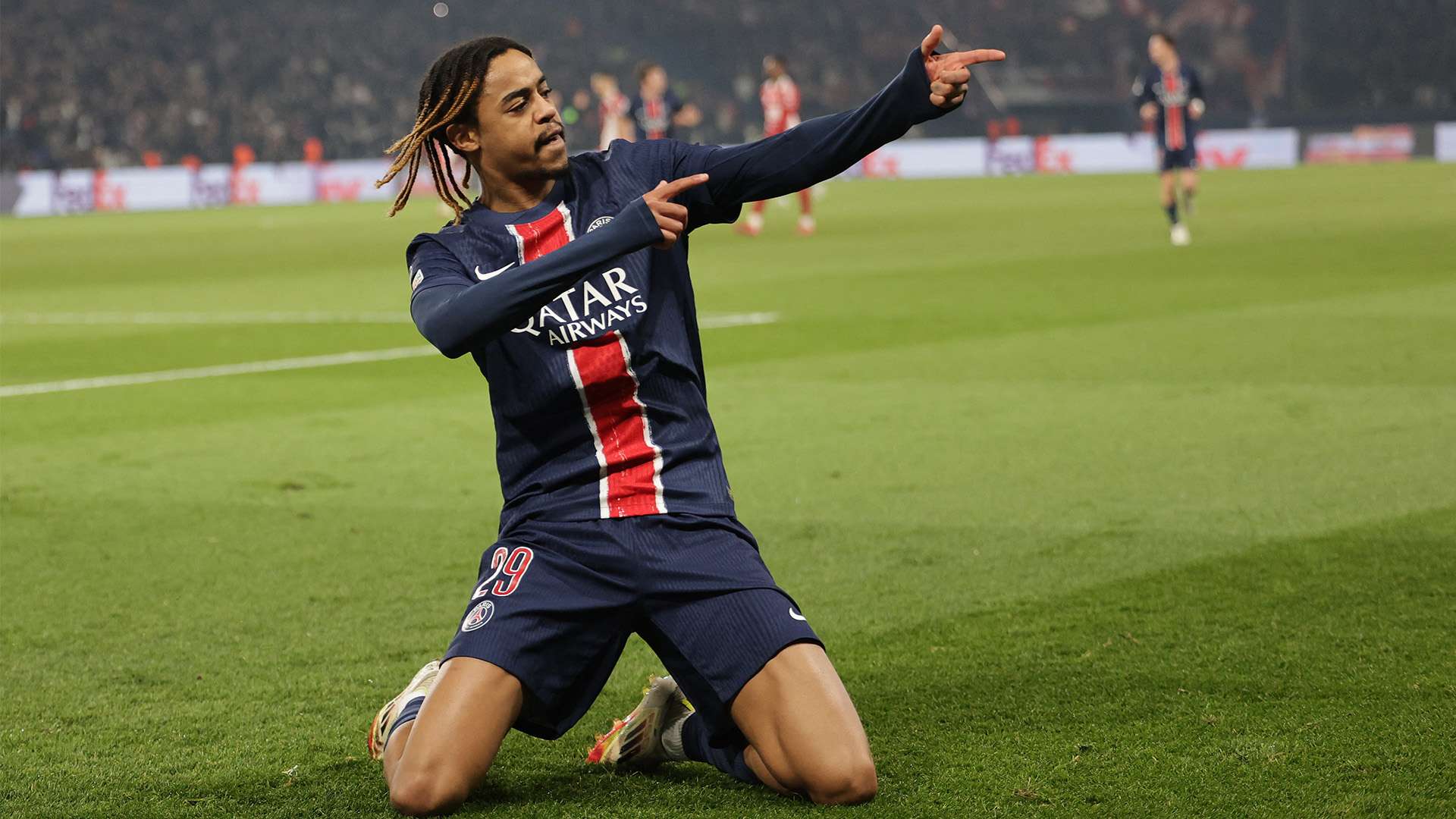 舞台上展现 舞台上展现